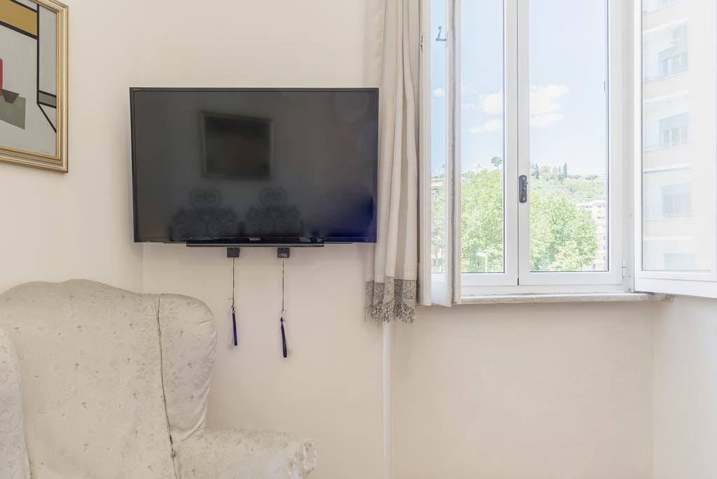 Flower'S Market Apartment - Charme Holidays Рим Экстерьер фото